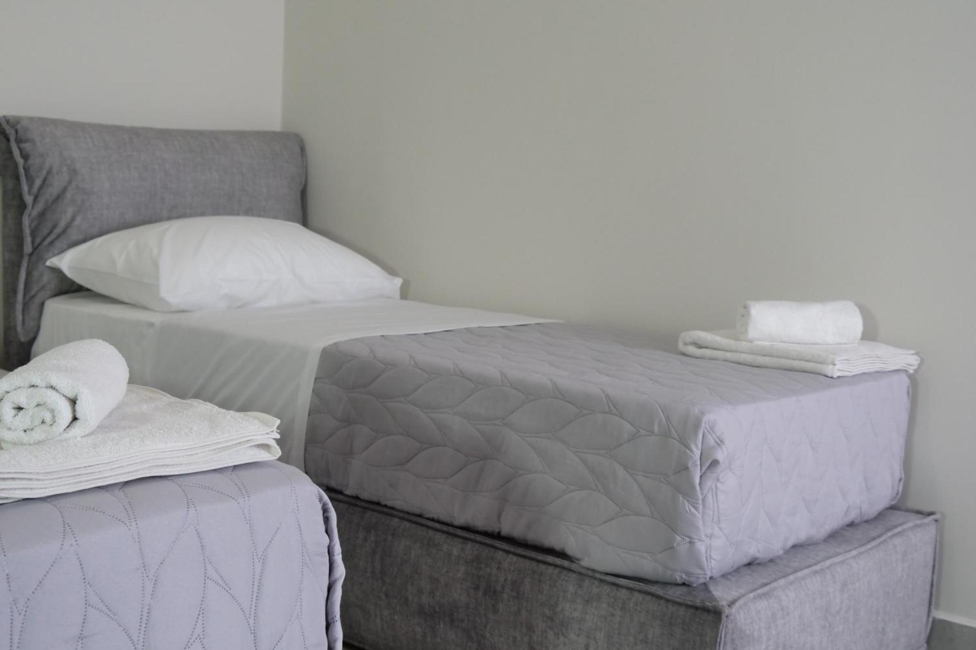 Stay-Five Rooms & Apartments Shkodra Kültér fotó