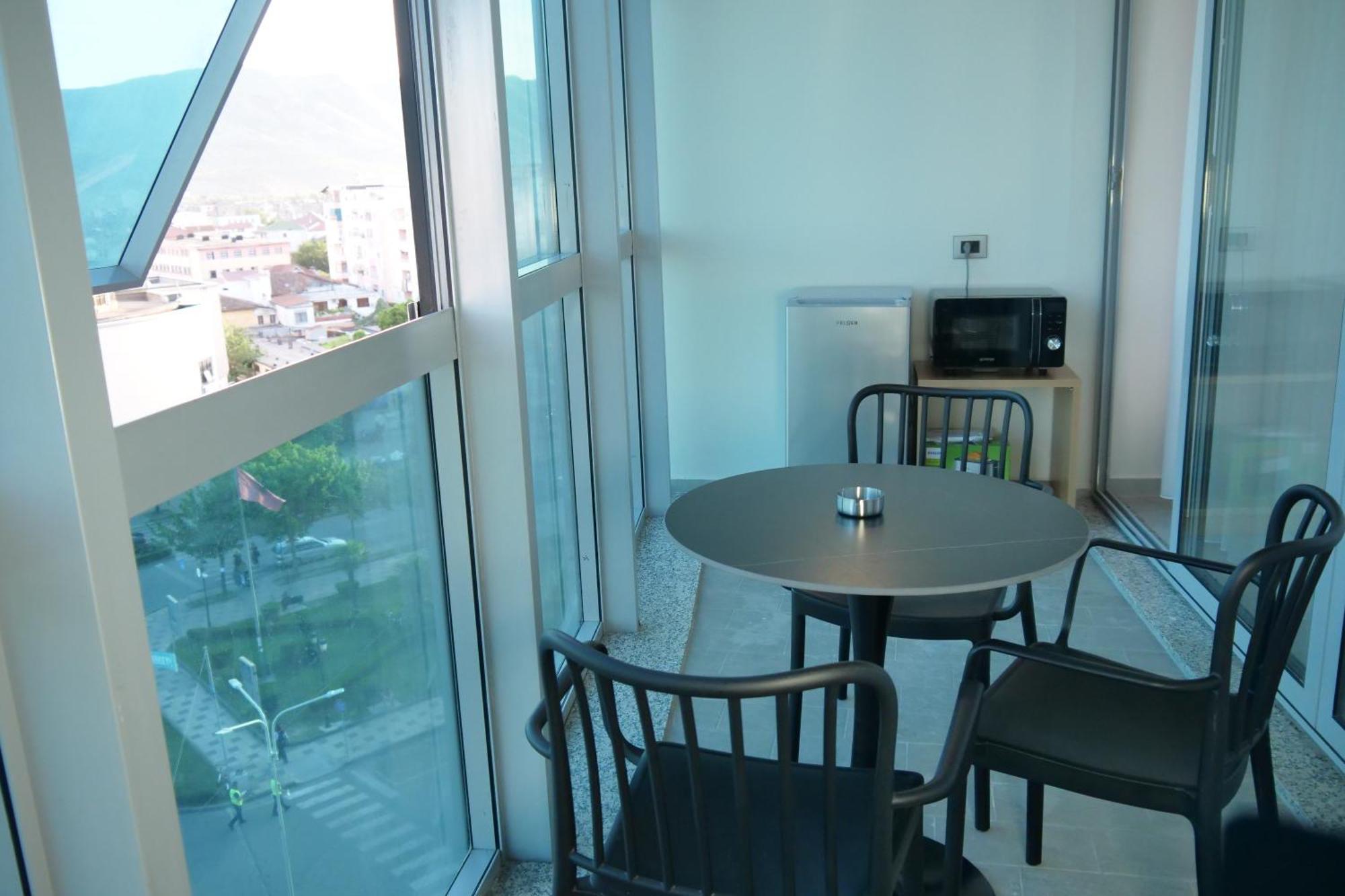 Stay-Five Rooms & Apartments Shkodra Kültér fotó