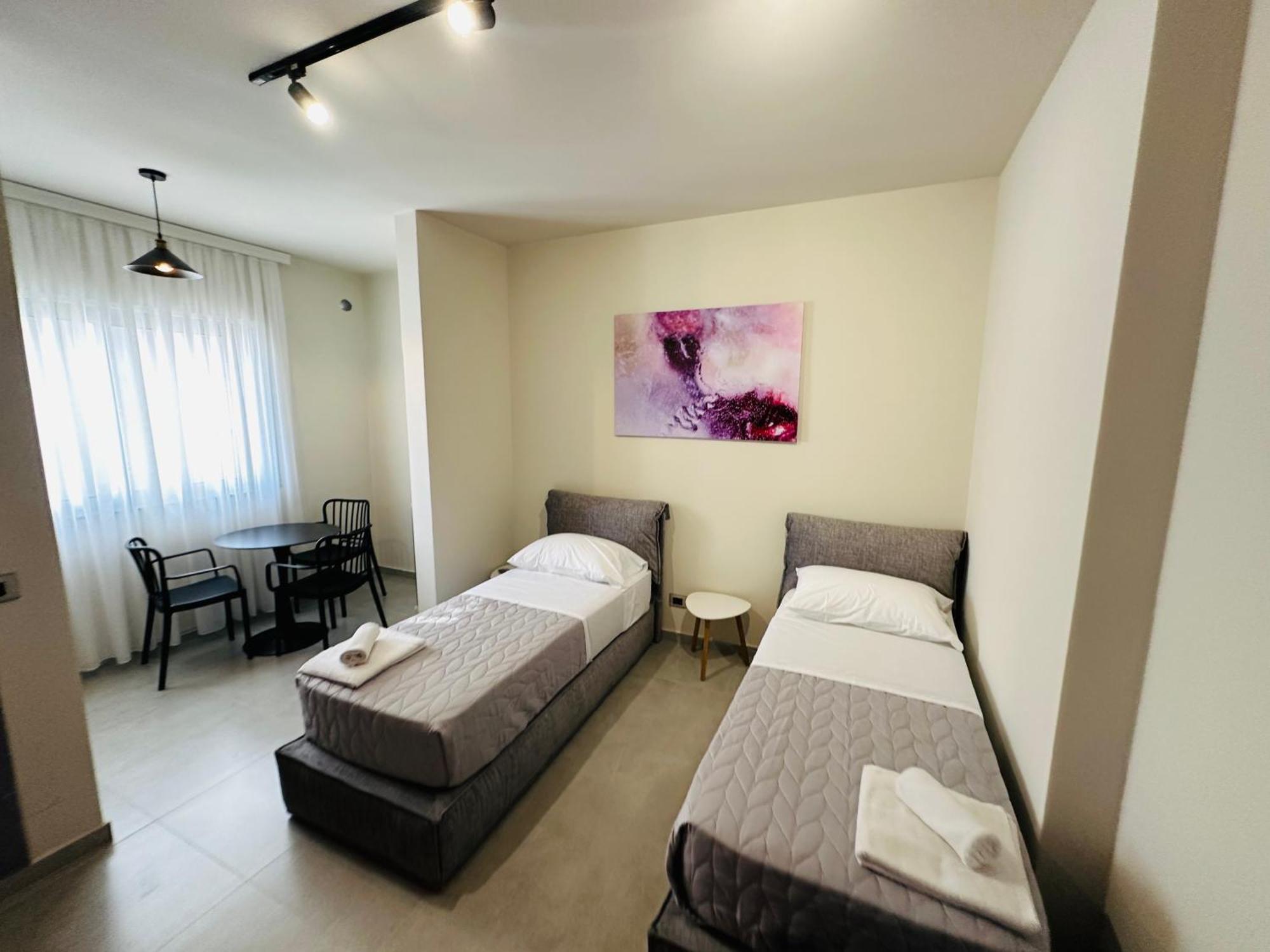 Stay-Five Rooms & Apartments Shkodra Kültér fotó
