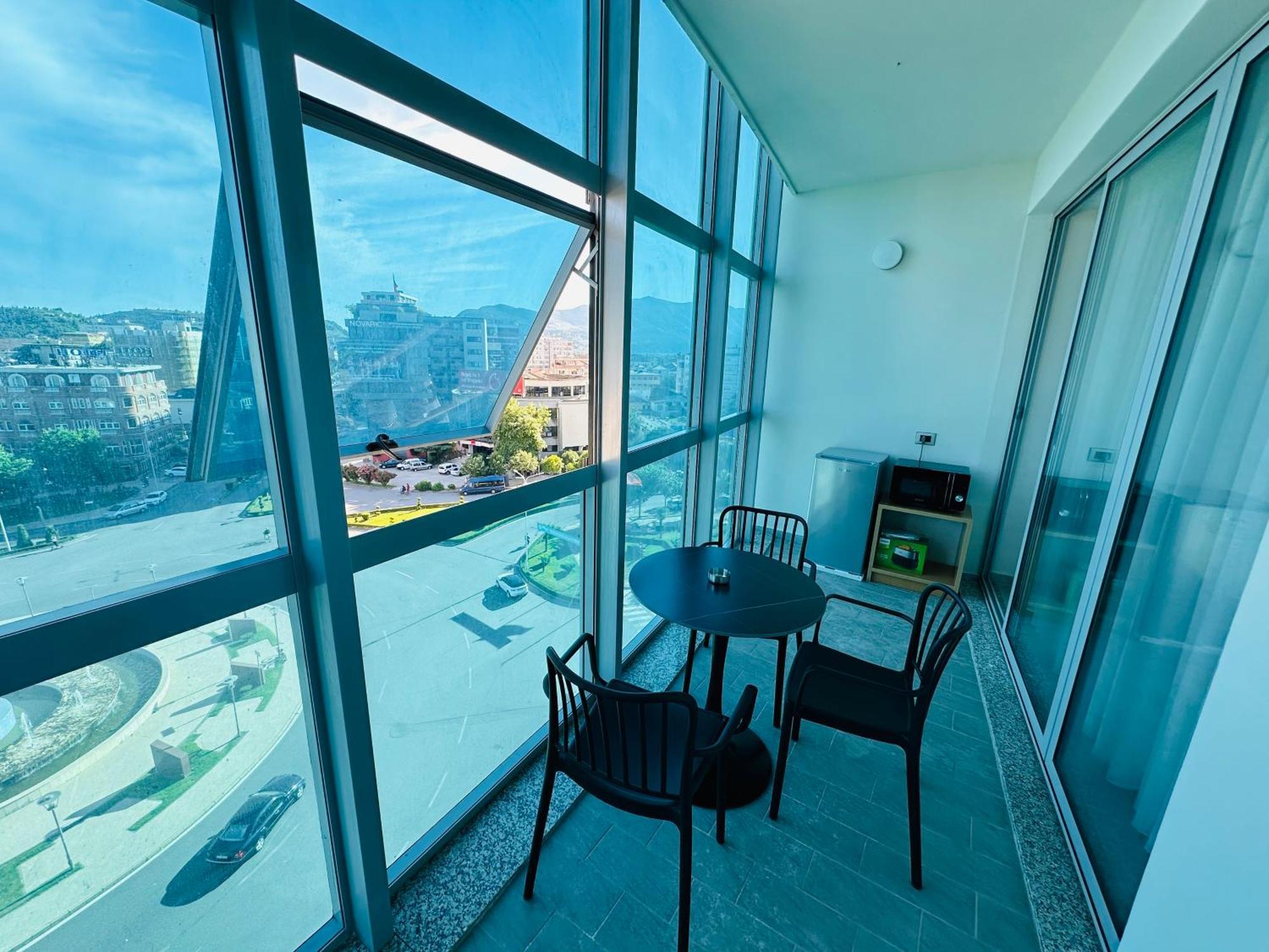 Stay-Five Rooms & Apartments Shkodra Kültér fotó