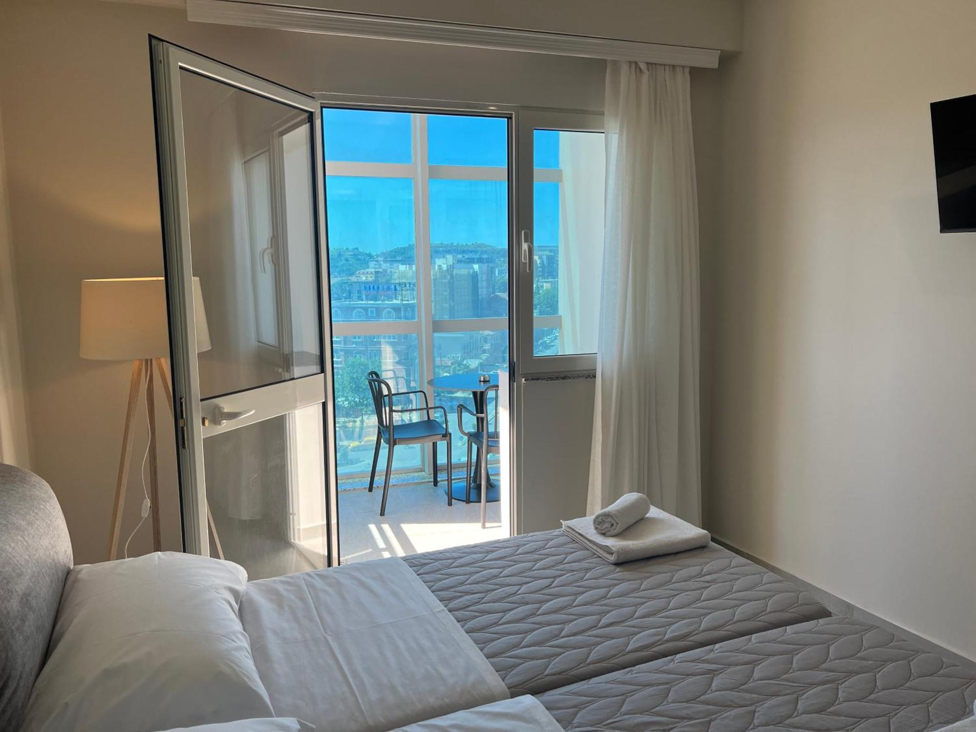 Stay-Five Rooms & Apartments Shkodra Kültér fotó